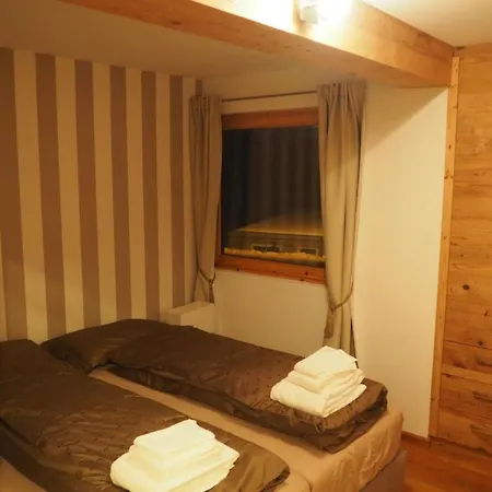 Apartment Chesa La Tegia By Interhome Pontresina