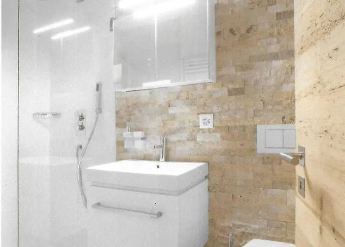 Apartamento Chesa La Tegia By Interhome *