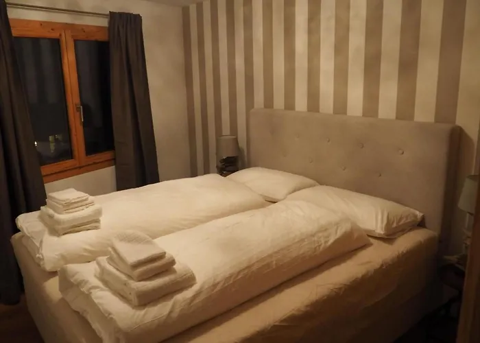 Apartamento Chesa La Tegia By Interhome *