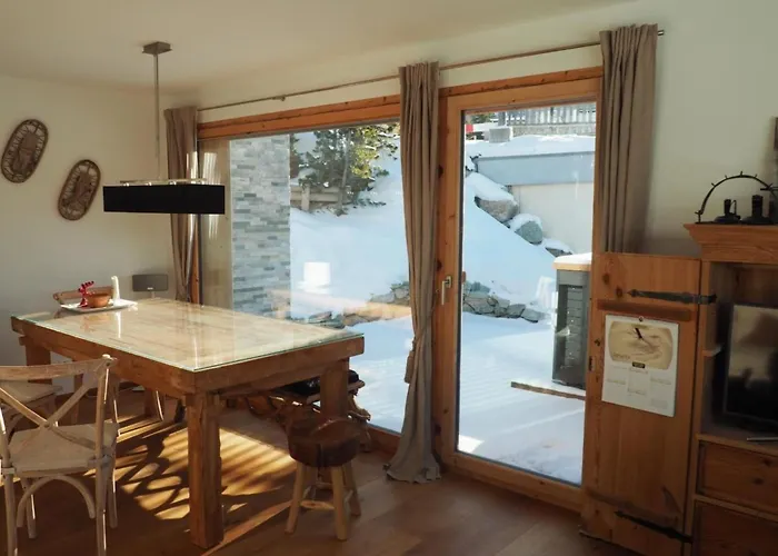 Apartamento Chesa La Tegia By Interhome *